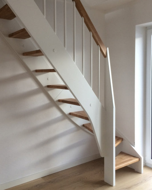 1/4 Premium Raumspartreppe Maßanfertigung