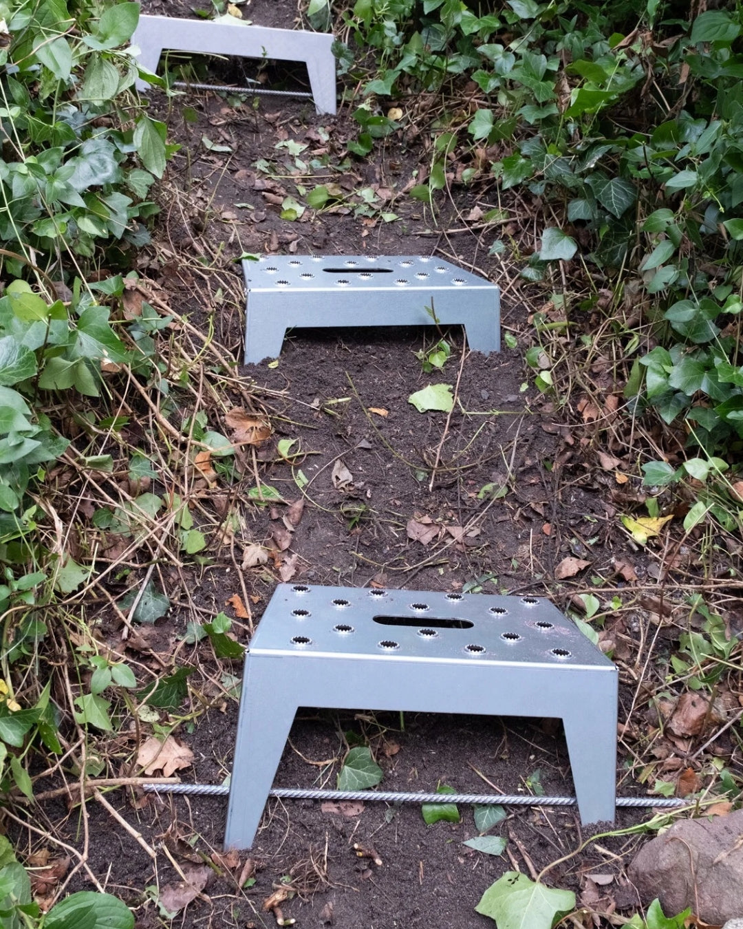 Außentreppe Hangstufen Böschungstritte Garten aus Stahl