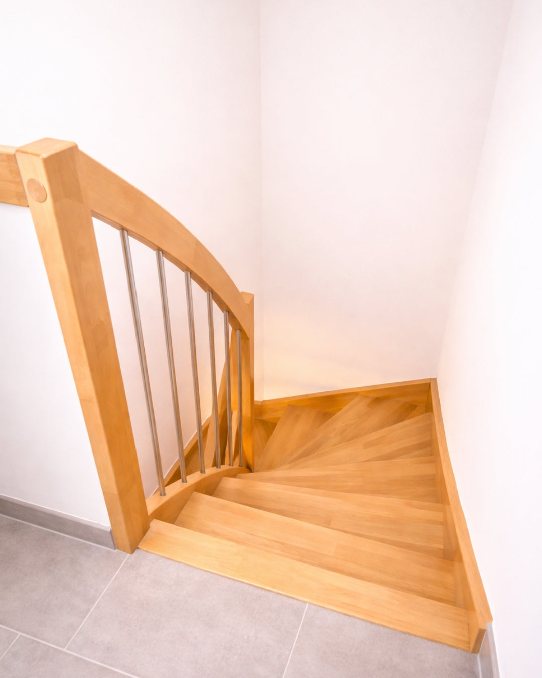 Treppe nach Maß 1/2 gewendelt Classic