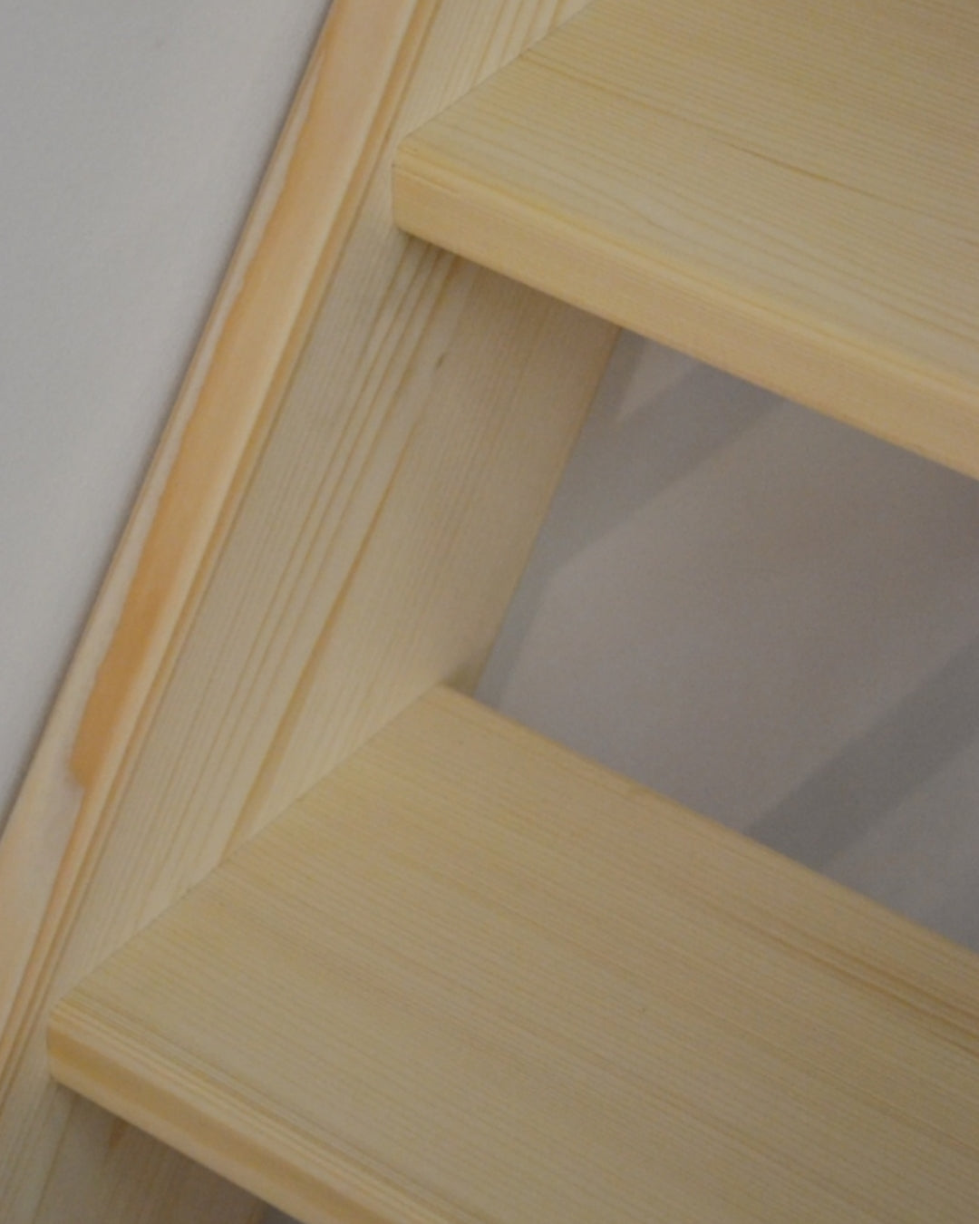 Raumspartreppe Augsburg Fichte - 60 cm Treppenbreite