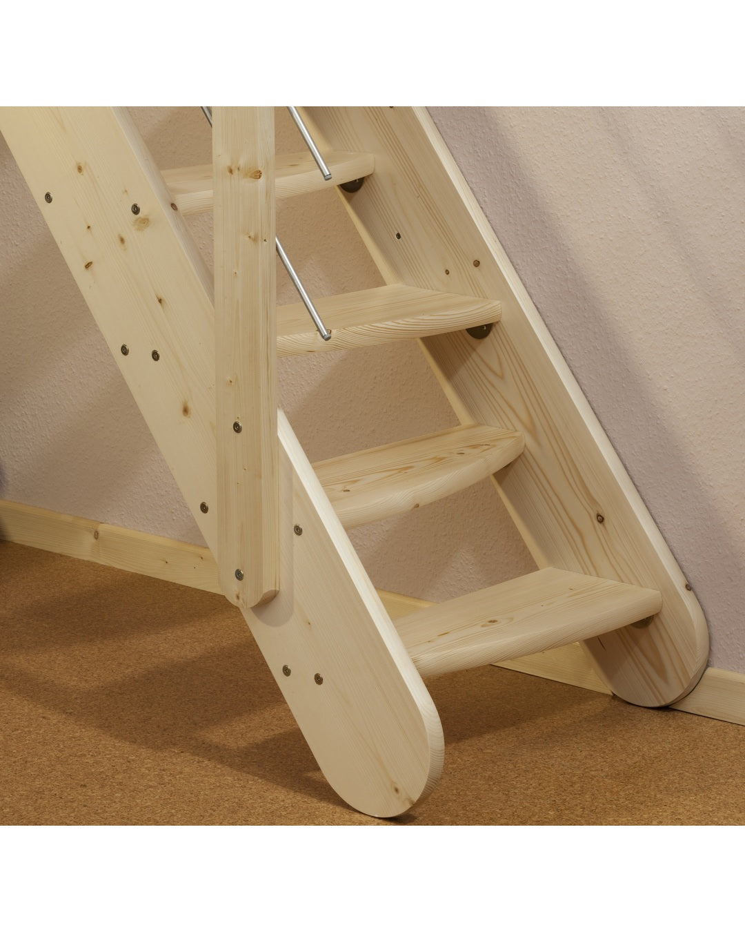 DOLLE Bern – Stufendetail